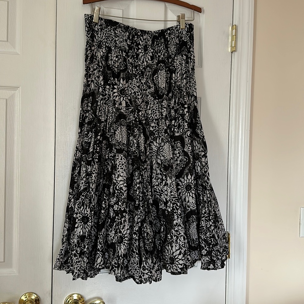 Woman’s Flair Skirt, Or Dress